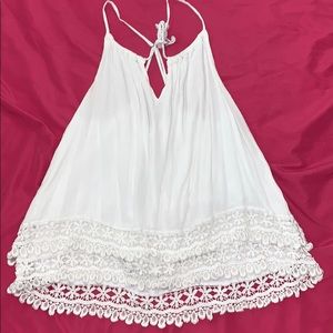 Abercrombie & Fitch White tank top!